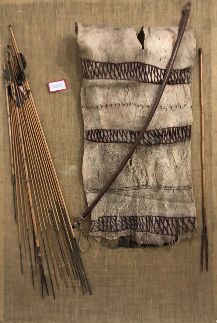Vêtements et flèches - Musée archéologique - Sucre - Bolivie